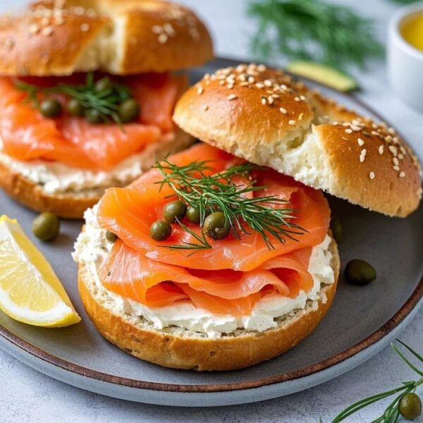 Smoked Salmon, Dill & Cream Cheese Bagel